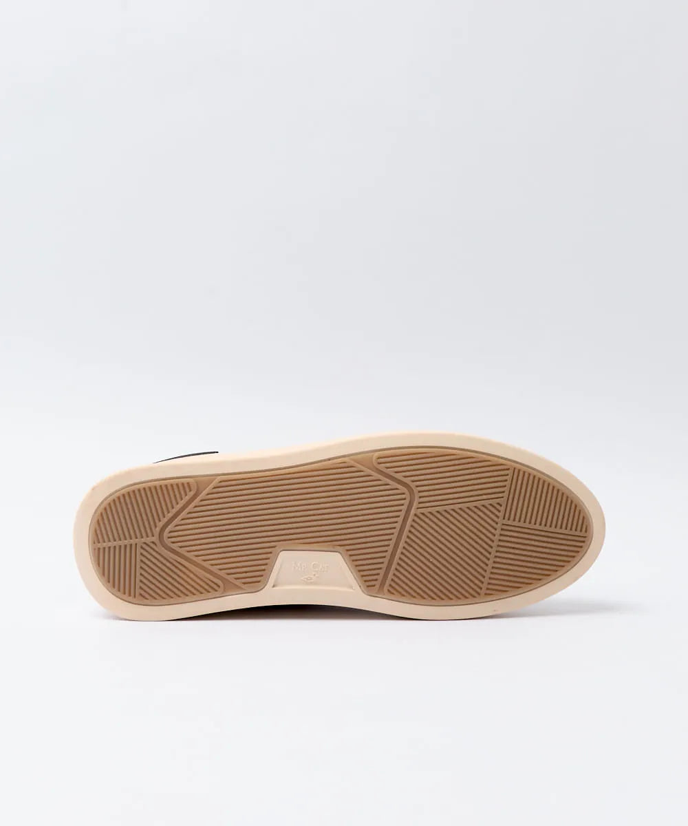 Sneaker Code Logo Bark